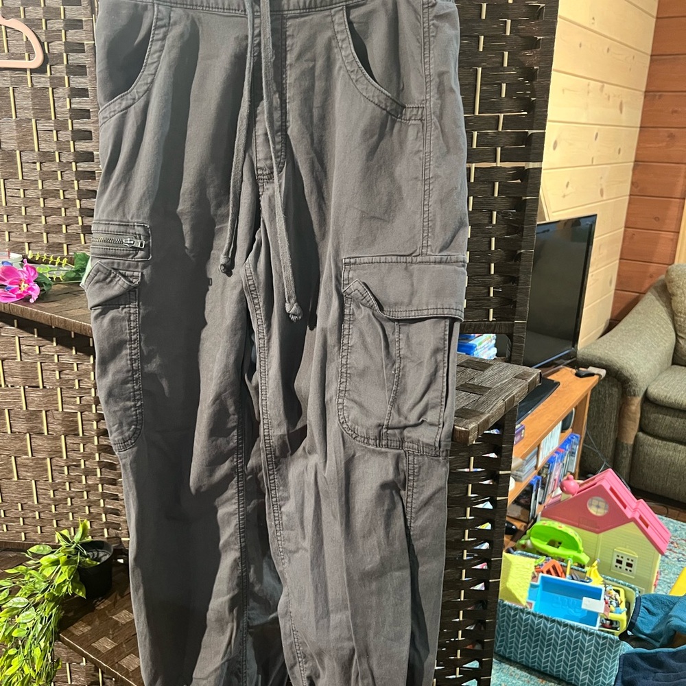 Hollister Women's Gray Cargo Pants